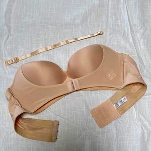 New. Never worn. Strapless bra. Adjustable front & back. Size 38c